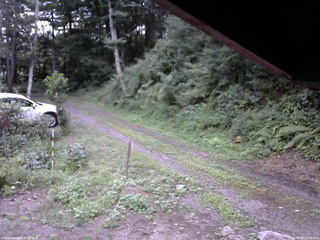 長野県菅平高原 ゆたか山荘 東側(坂下) 2025/08/15 18:00