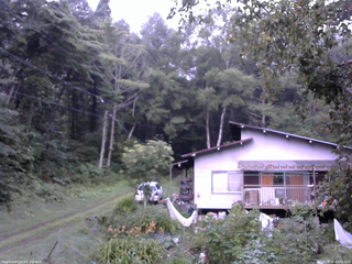 長野県菅平高原 ゆたか山荘 西側(坂上) 2025/08/15 05:45