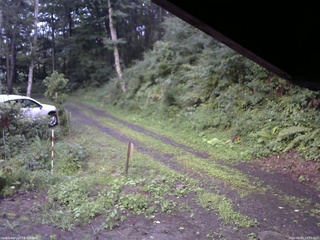 長野県菅平高原 ゆたか山荘 東側(坂下) 2025/08/16 18:15