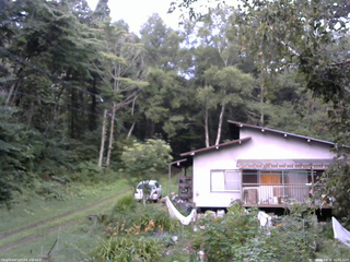 長野県菅平高原 ゆたか山荘 西側(坂上) 2025/08/16 05:45