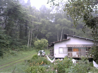 長野県菅平高原 ゆたか山荘 西側(坂上) 2025/08/16 06:00