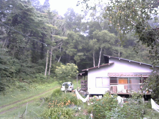 長野県菅平高原 ゆたか山荘 西側(坂上) 2025/08/16 06:15