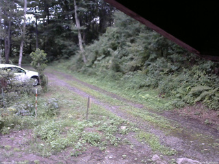 長野県菅平高原 ゆたか山荘 東側(坂下) 2025/08/17 18:15