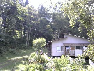 長野県菅平高原 ゆたか山荘 西側(坂上) 2025/08/17 14:30