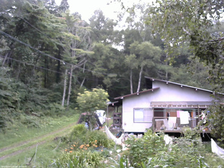 長野県菅平高原 ゆたか山荘 西側(坂上) 2025/08/20 17:30