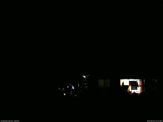 長野県菅平高原 ゆたか山荘 西側(坂上) 2025/08/20 19:15