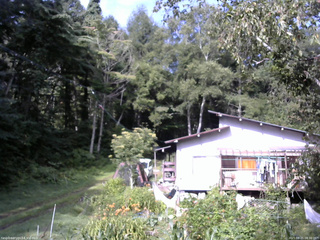 長野県菅平高原 ゆたか山荘 西側(坂上) 2025/08/21 08:30