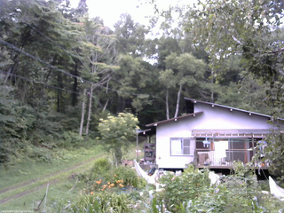 長野県菅平高原 ゆたか山荘 西側(坂上) 2025/08/21 12:00