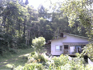 長野県菅平高原 ゆたか山荘 西側(坂上) 2025/08/21 14:00