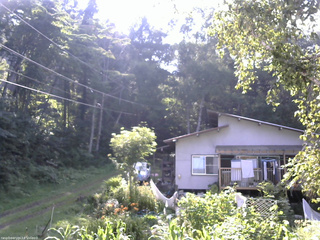 長野県菅平高原 ゆたか山荘 西側(坂上) 2025/08/21 15:15