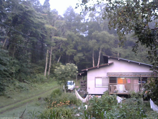 長野県菅平高原 ゆたか山荘 西側(坂上) 2025/08/23 05:15