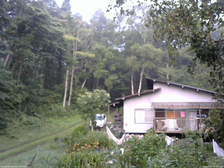 長野県菅平高原 ゆたか山荘 西側(坂上) 2025/08/23 05:45