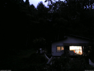 長野県菅平高原 ゆたか山荘 西側(坂上) 2025/08/24 18:45