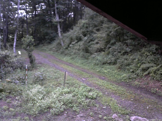 長野県菅平高原 ゆたか山荘 東側(坂下) 2025/08/26 05:15