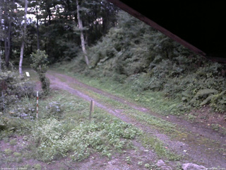 長野県菅平高原 ゆたか山荘 東側(坂下) 2025/08/27 18:15