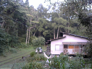 長野県菅平高原 ゆたか山荘 西側(坂上) 2025/08/27 05:30
