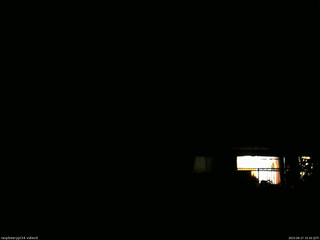 長野県菅平高原 ゆたか山荘 西側(坂上) 2025/08/27 19:30