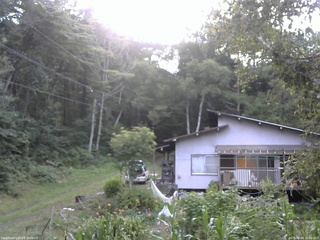 長野県菅平高原 ゆたか山荘 西側(坂上) 2025/08/28 16:00