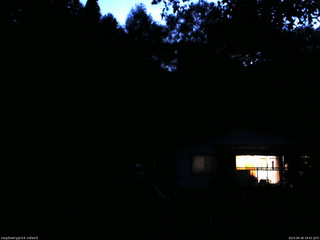 長野県菅平高原 ゆたか山荘 西側(坂上) 2025/08/28 18:45