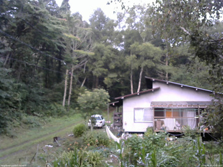 長野県菅平高原 ゆたか山荘 西側(坂上) 2025/08/29 05:45