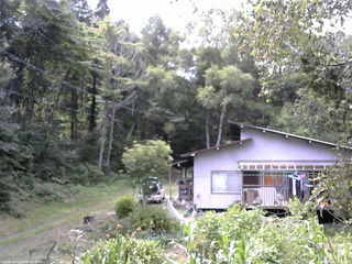 長野県菅平高原 ゆたか山荘 西側(坂上) 2025/08/29 12:00