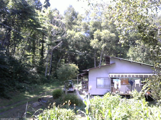 長野県菅平高原 ゆたか山荘 西側(坂上) 2025/08/30 12:00