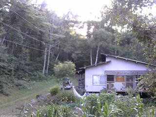 長野県菅平高原 ゆたか山荘 西側(坂上) 2025/08/30 16:45