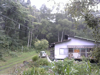 長野県菅平高原 ゆたか山荘 西側(坂上) 2025/08/31 17:15