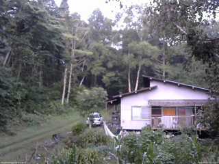長野県菅平高原 ゆたか山荘 西側(坂上) 2025/09/01 05:15