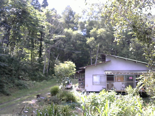 長野県菅平高原 ゆたか山荘 西側(坂上) 2025/09/01 13:15