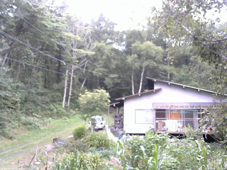 長野県菅平高原 ゆたか山荘 西側(坂上) 2025/09/02 17:15