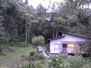 長野県菅平高原 ゆたか山荘 西側(坂上) 2025/09/04 18:00