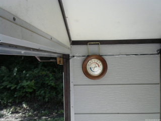 長野県菅平高原 ゆたか山荘 温度計 2025/09/04 08:00