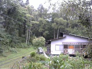 長野県菅平高原 ゆたか山荘 西側(坂上) 2025/09/05 08:45