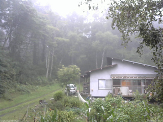長野県菅平高原 ゆたか山荘 西側(坂上) 2025/09/05 12:45
