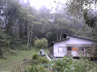 長野県菅平高原 ゆたか山荘 西側(坂上) 2025/09/05 17:00