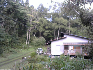 長野県菅平高原 ゆたか山荘 西側(坂上) 2025/09/08 06:00