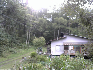 長野県菅平高原 ゆたか山荘 西側(坂上) 2025/09/08 16:00