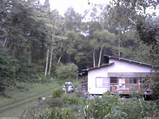 長野県菅平高原 ゆたか山荘 西側(坂上) 2025/09/09 06:15