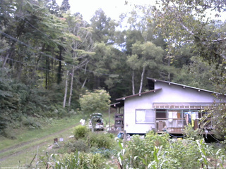 長野県菅平高原 ゆたか山荘 西側(坂上) 2025/09/09 12:30