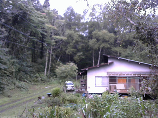 長野県菅平高原 ゆたか山荘 西側(坂上) 2025/09/11 05:45