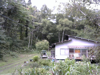 長野県菅平高原 ゆたか山荘 西側(坂上) 2025/09/12 11:45