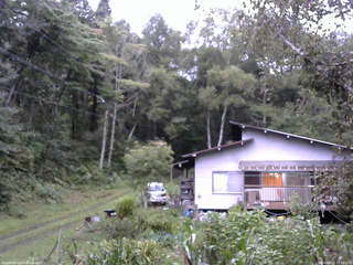 長野県菅平高原 ゆたか山荘 西側(坂上) 2025/09/12 17:30