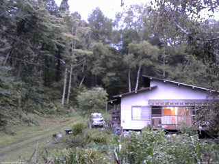 長野県菅平高原 ゆたか山荘 西側(坂上) 2025/09/12 17:45