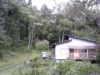 長野県菅平高原 ゆたか山荘 西側(坂上) 2025/09/14 07:45