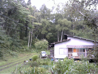 長野県菅平高原 ゆたか山荘 西側(坂上) 2025/09/14 08:15