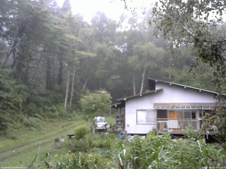 長野県菅平高原 ゆたか山荘 西側(坂上) 2025/09/14 09:15