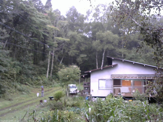 長野県菅平高原 ゆたか山荘 西側(坂上) 2025/09/15 06:15