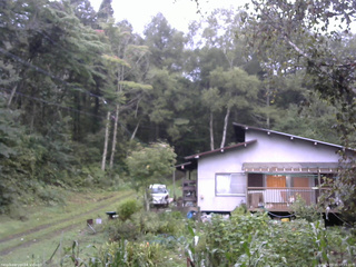 長野県菅平高原 ゆたか山荘 西側(坂上) 2025/09/15 07:15