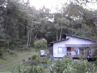 長野県菅平高原 ゆたか山荘 西側(坂上) 2025/09/16 17:00